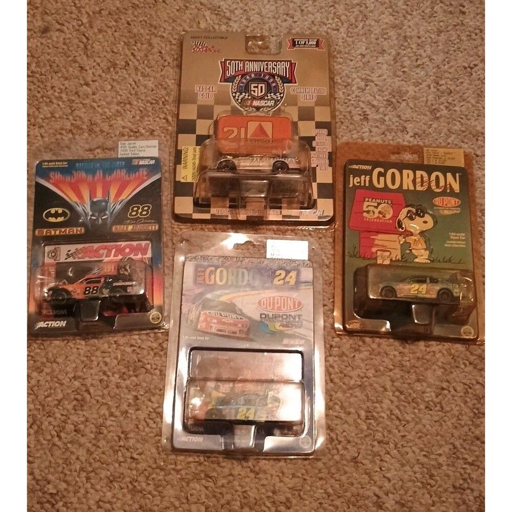 Set Of 4 Jeff Gordon 1-64 Diecast Batman Snoopy 50th Anniversary Dupont